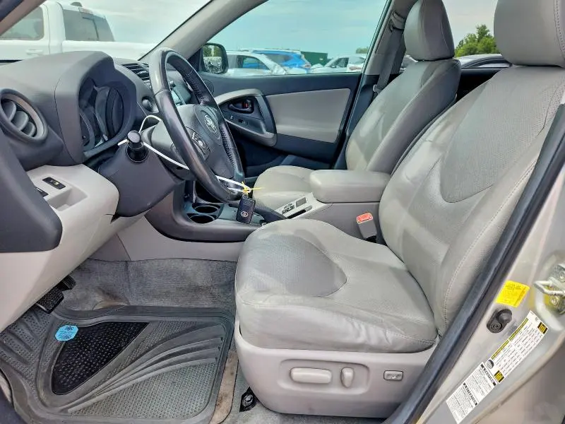 2011 TOYOTA RAV4 LIMITED  