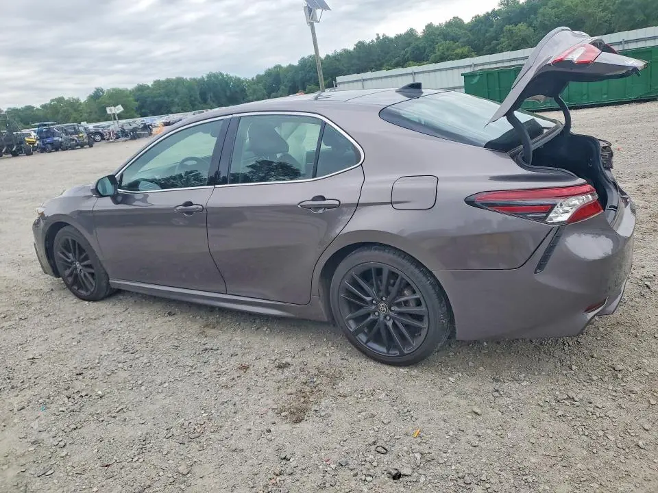 2021 TOYOTA CAMRY XSE  