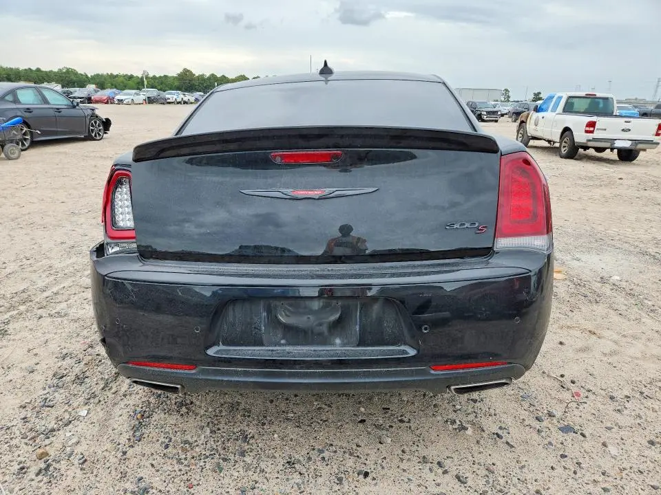 2022 CHRYSLER 300 S  