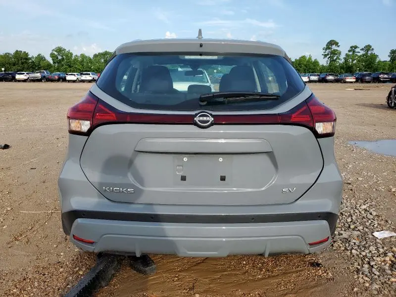 2023 NISSAN KICKS SV  