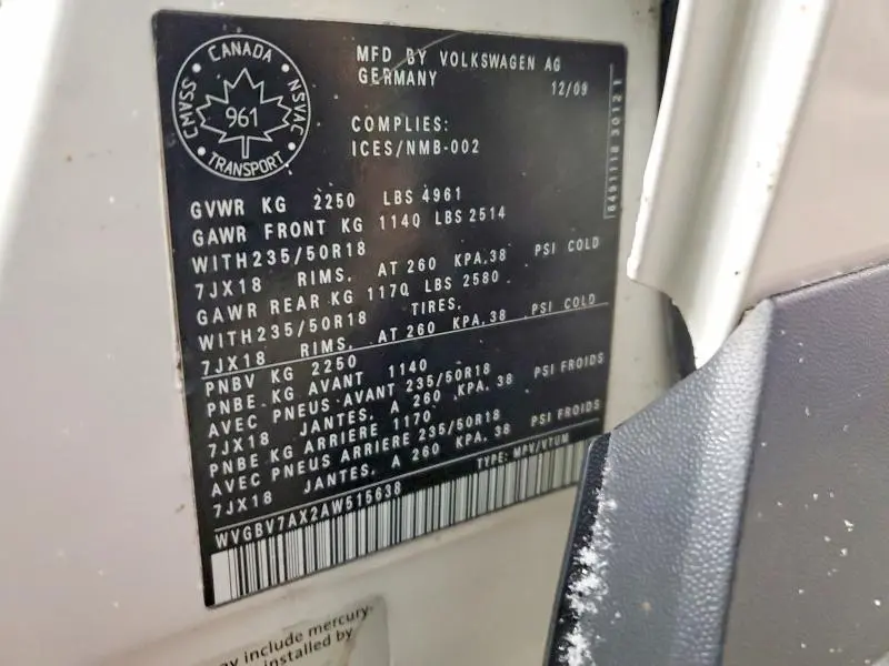 2010 VOLKSWAGEN TIGUAN SE  