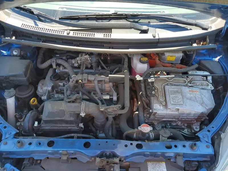 2016 TOYOTA PRIUS C TWO  