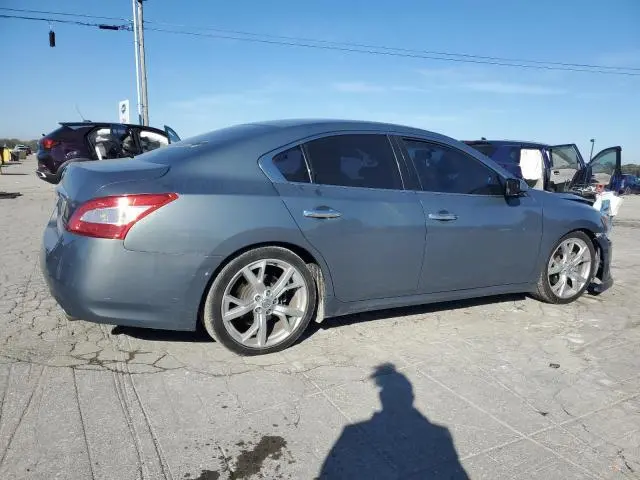 2011 NISSAN MAXIMA S  