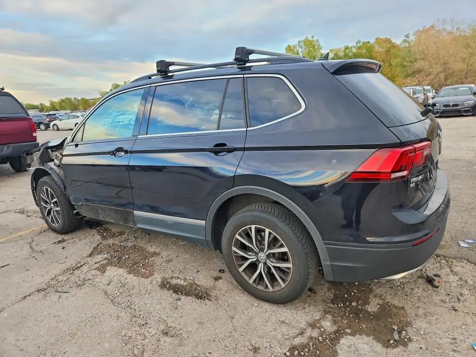 2020 VOLKSWAGEN TIGUAN SE  