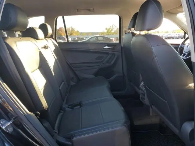 2018 VOLKSWAGEN TIGUAN SE  