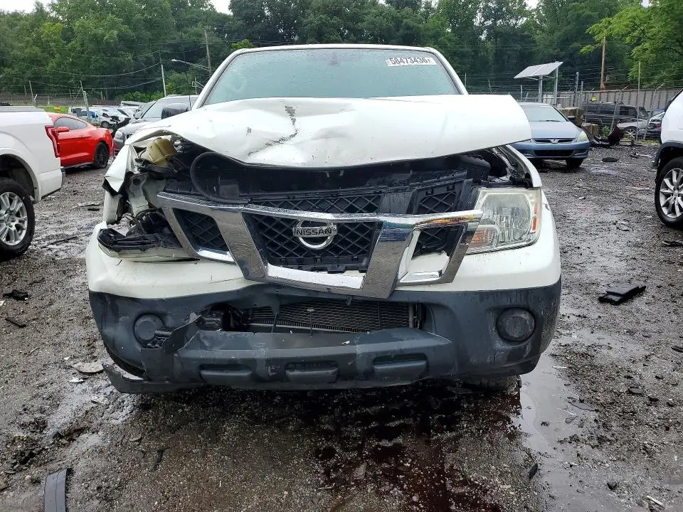 2017 NISSAN FRONTIER S  