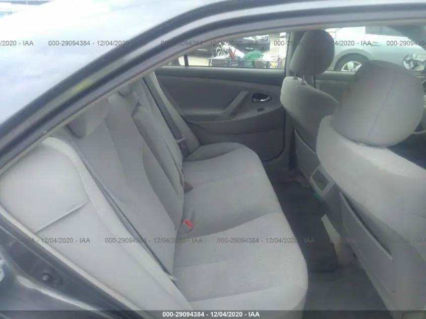 2011 TOYOTA CAMRY 