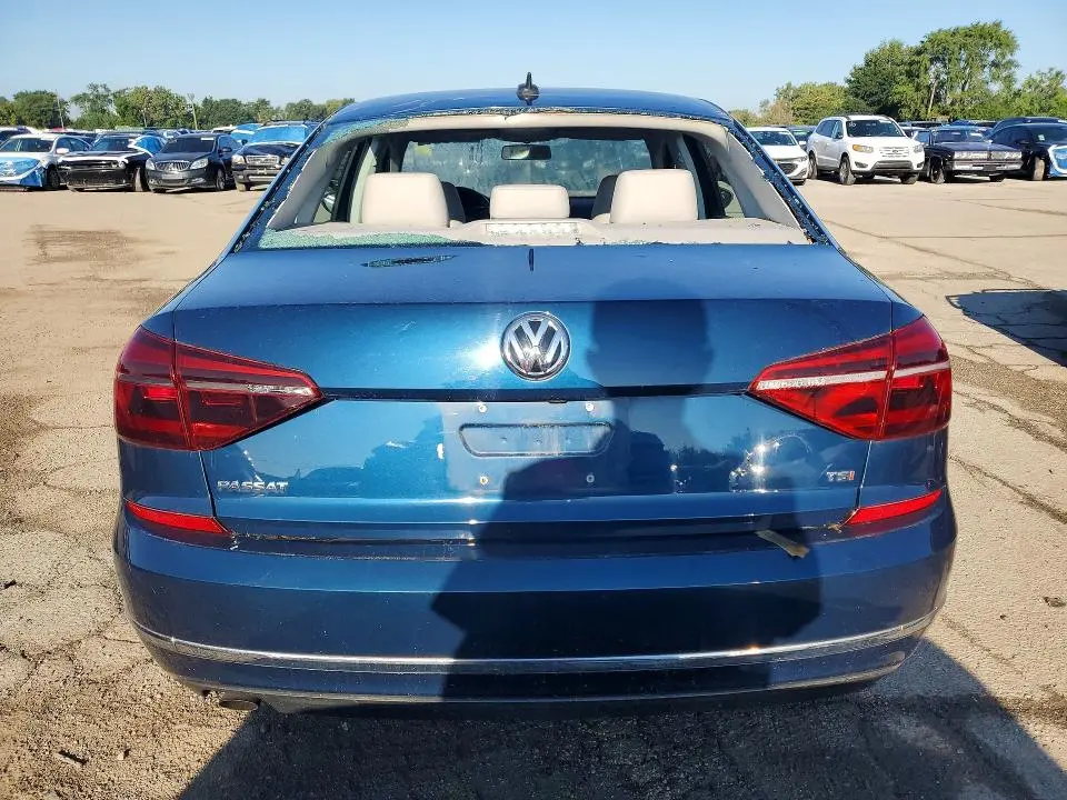 2019 VOLKSWAGEN PASSAT WOLFSBURG  