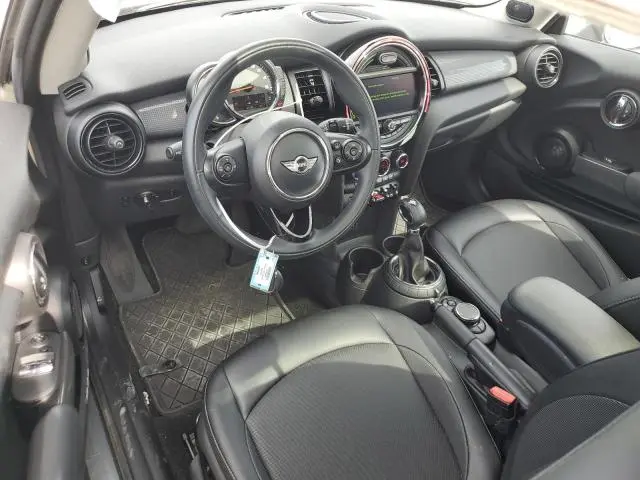 2016 MINI COOPER
