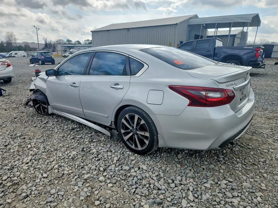 2017 NISSAN ALTIMA 2.5 SR  