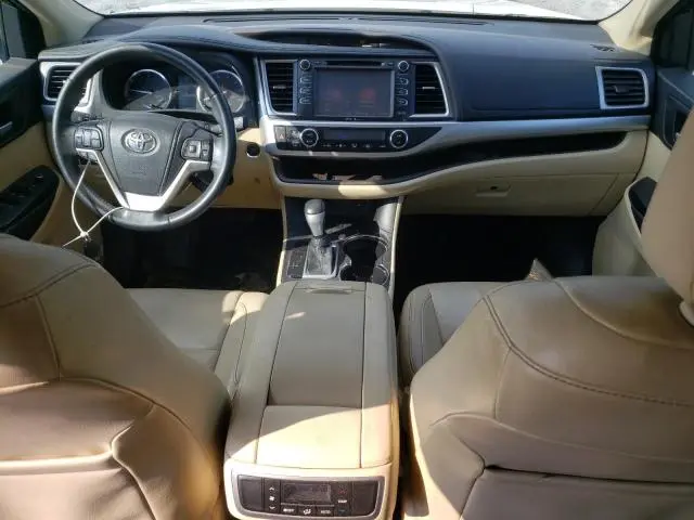 2014 TOYOTA HIGHLANDER XLE  