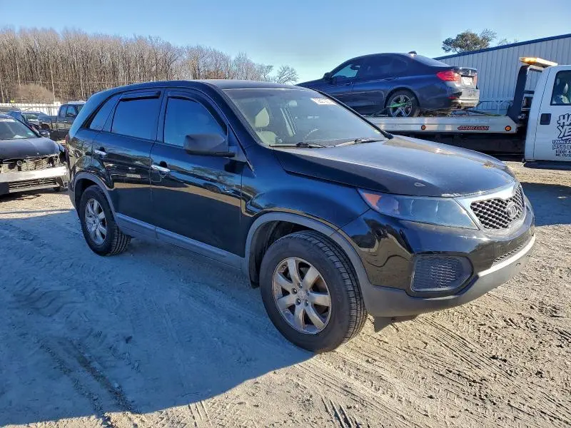 2011 KIA SORENTO BASE  
