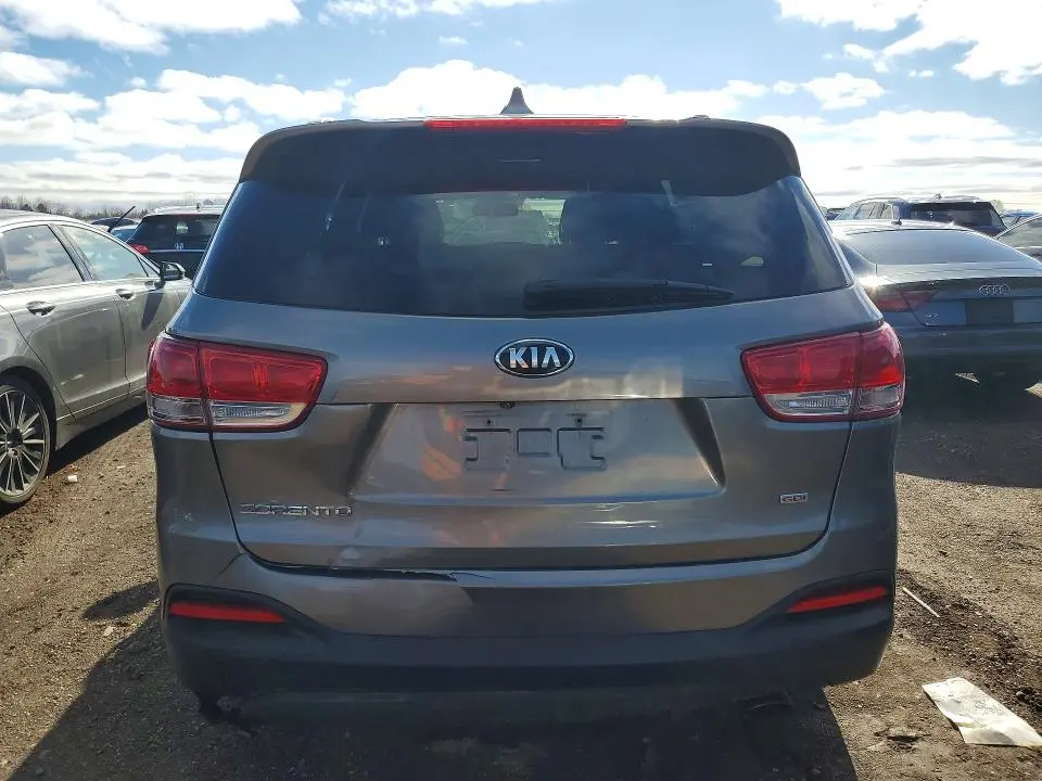 2016 KIA SORENTO LX  