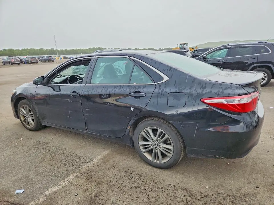 2017 TOYOTA CAMRY SE  