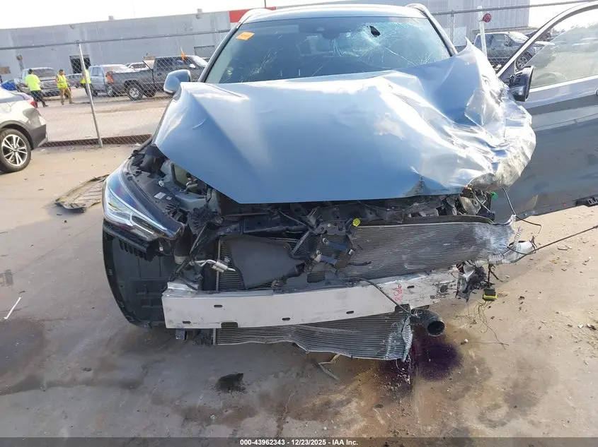 2022 INFINITI QX50 LUXE