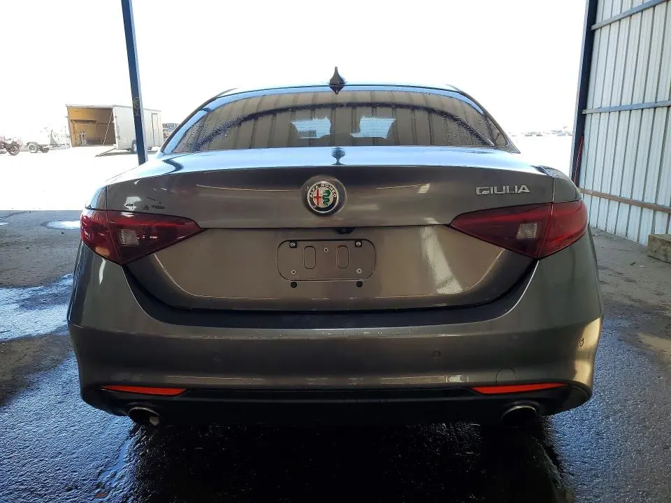 2020 ALFA ROMEO GIULIA   