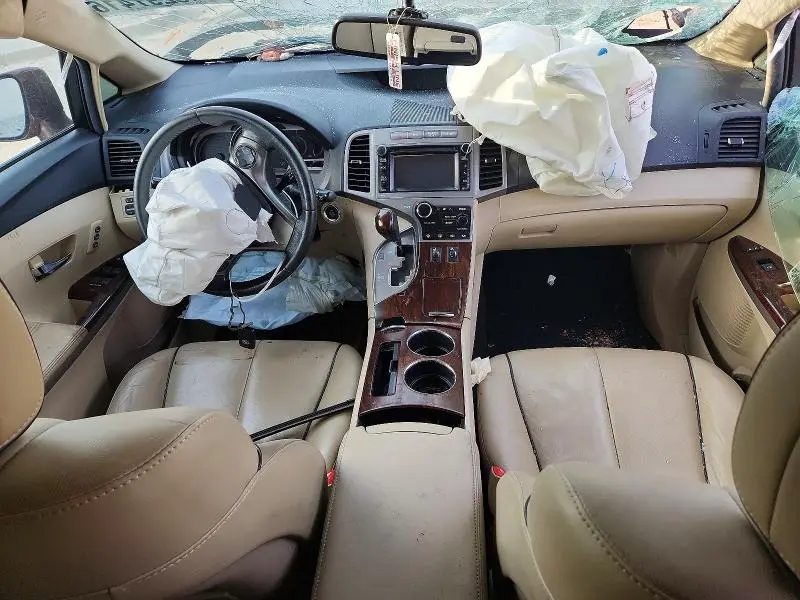 2013 TOYOTA VENZA XLE  