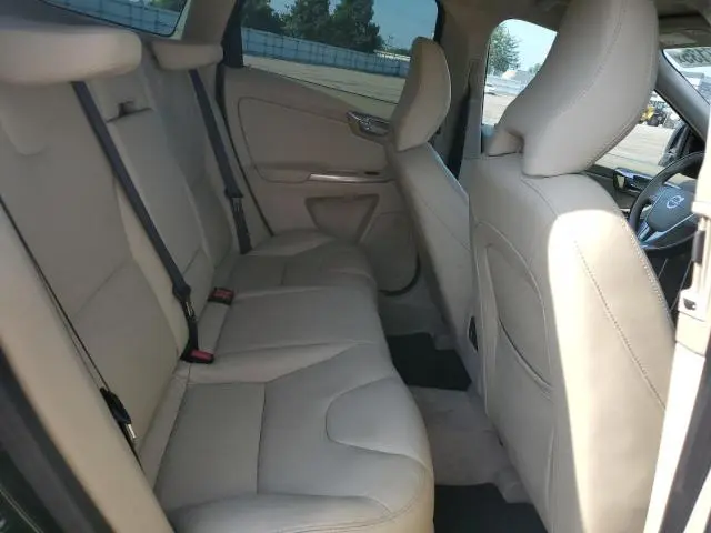 2015 VOLVO XC60 T5 PREMIER  