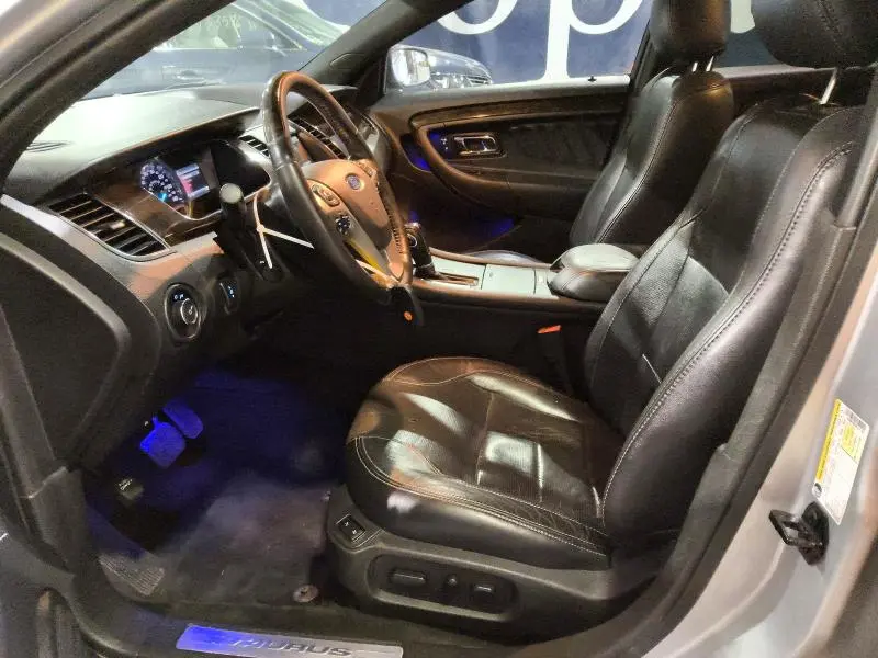2015 FORD TAURUS LIMITED  