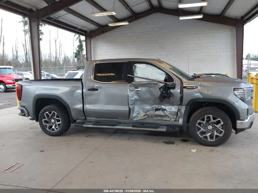 2025 GMC SIERRA 1500 4WD  SHORT BOX SLT