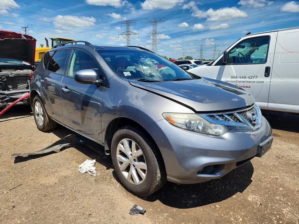 2013 NISSAN MURANO S  