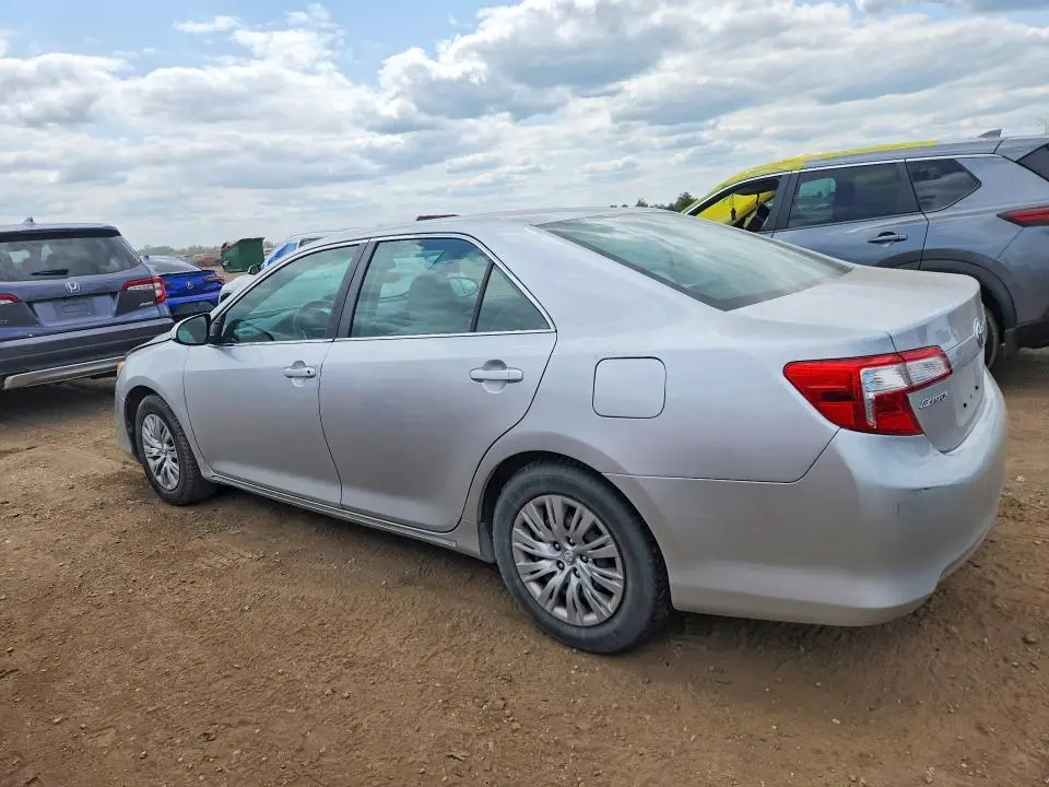 2012 TOYOTA CAMRY LE  