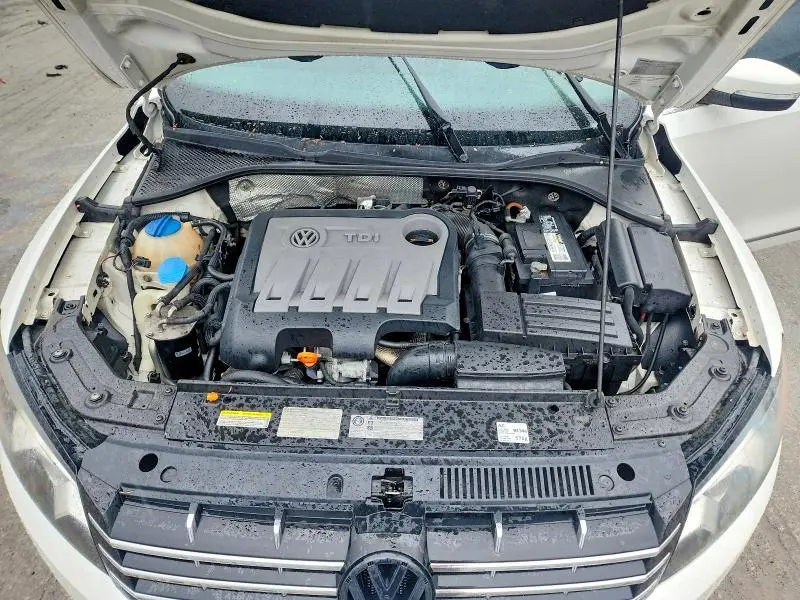 2013 VOLKSWAGEN PASSAT SEL  