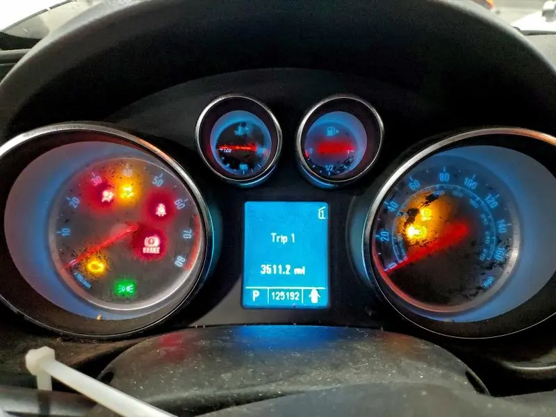 2011 BUICK REGAL CXL  