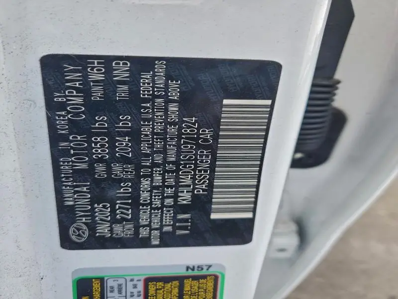 2025 HYUNDAI ELANTRA SEL SPORT  