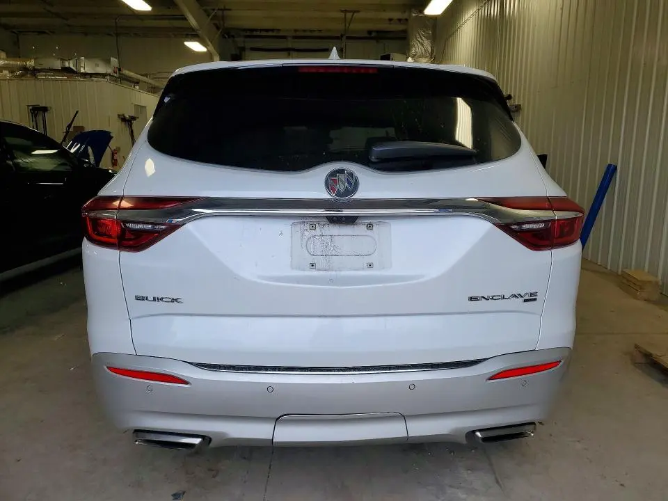 2018 BUICK ENCLAVE AVENIR  