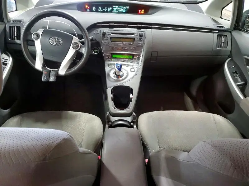 2010 TOYOTA PRIUS II  