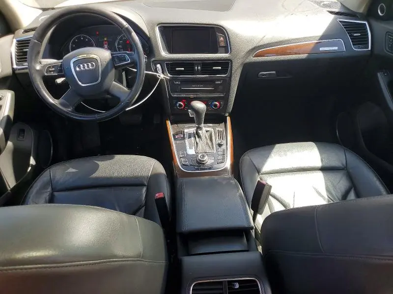 2010 AUDI Q5 PREMIUM PLUS  