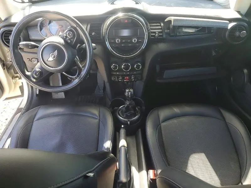 2015 MINI COOPER   