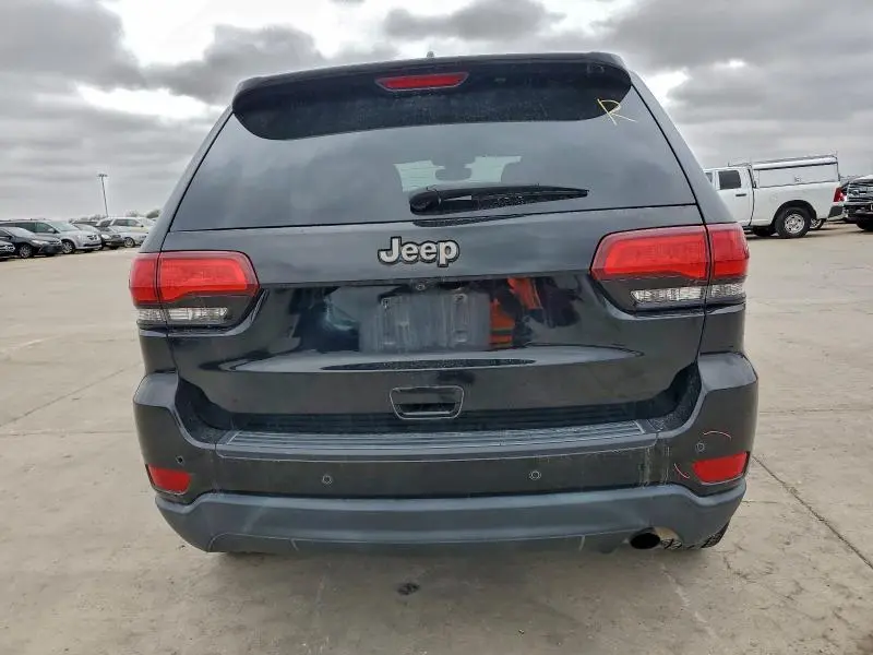 2017 JEEP GRAND CHEROKEE LAREDO  