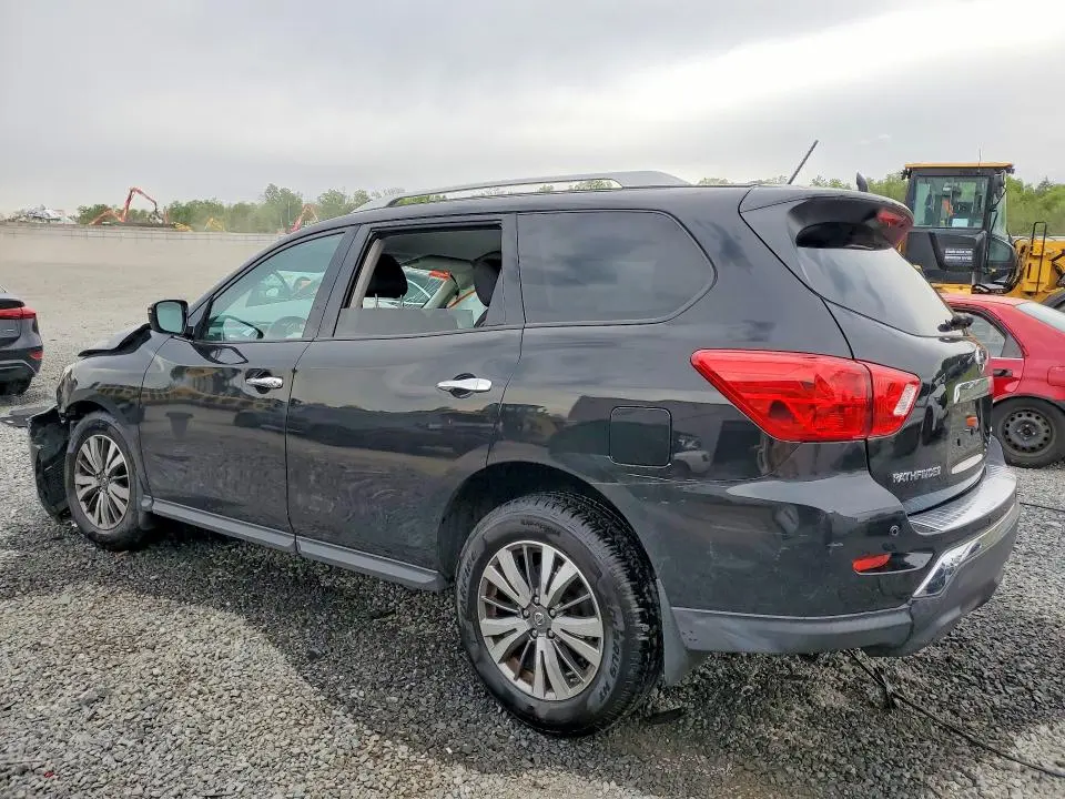 2017 NISSAN PATHFINDER SV  