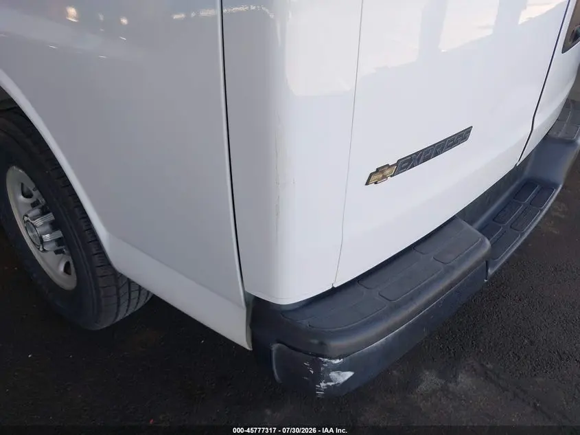2017 CHEVROLET EXPRESS 3500 LT