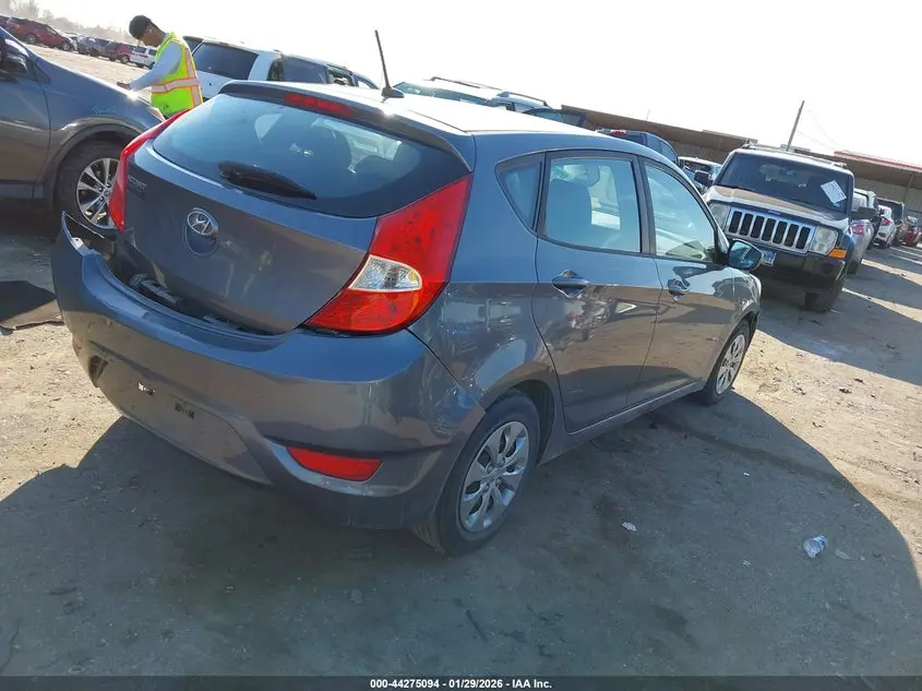 2017 HYUNDAI ACCENT SE