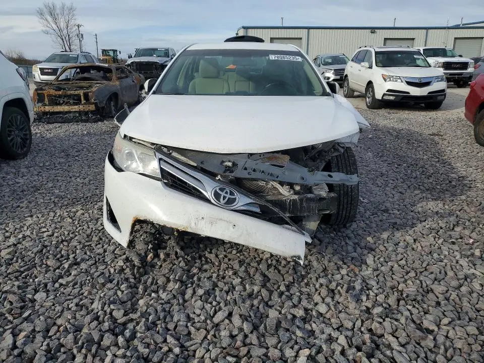 2013 TOYOTA CAMRY LE  