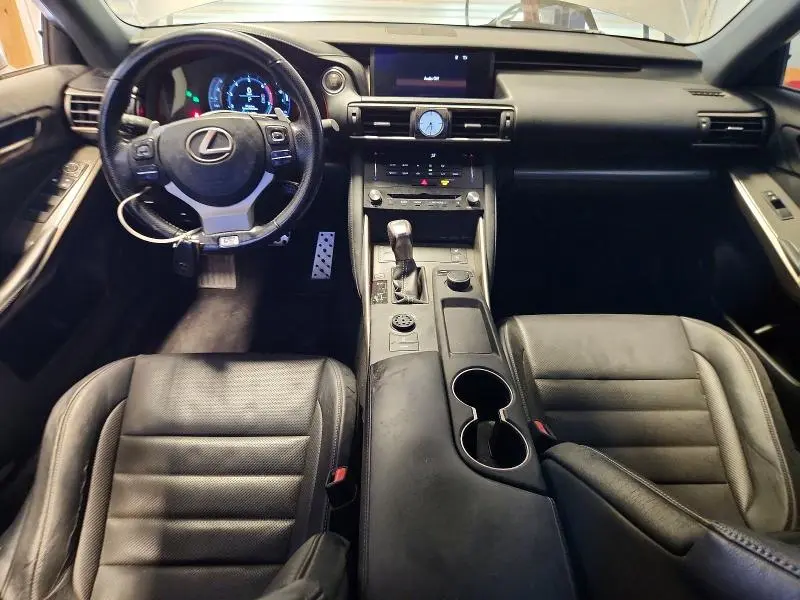 2017 LEXUS IS 200T  