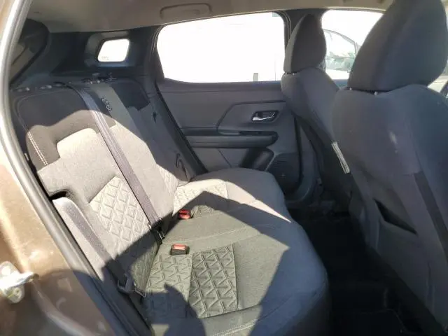 2025 NISSAN KICKS SV  