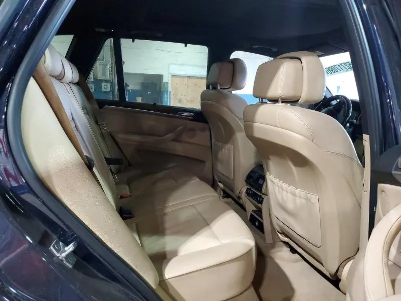 2010 BMW X5 XDRIVE48I  