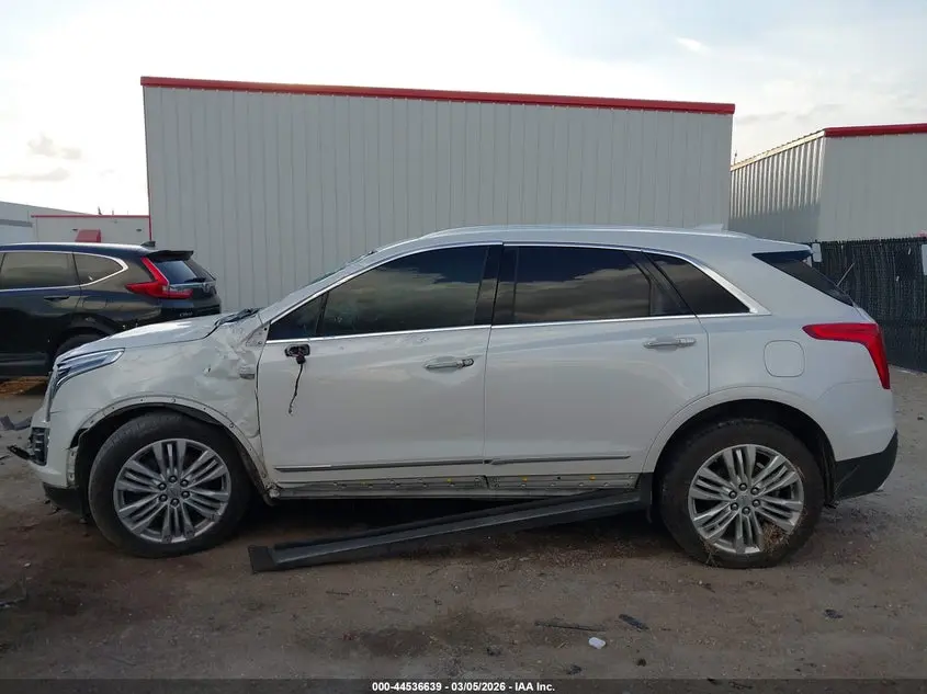 2017 CADILLAC XT5 PREMIUM LUXURY