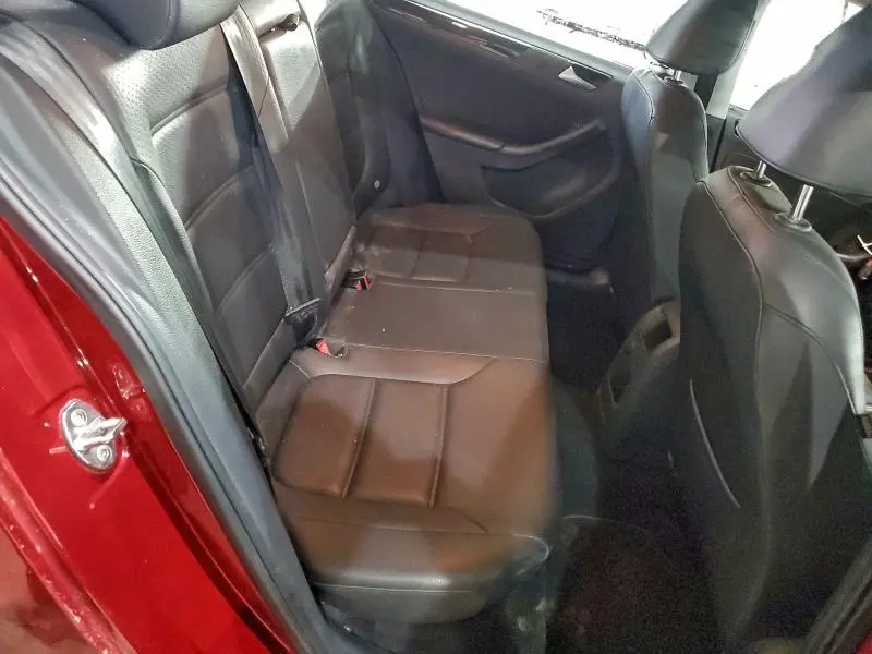 2016 VOLKSWAGEN JETTA SEL  