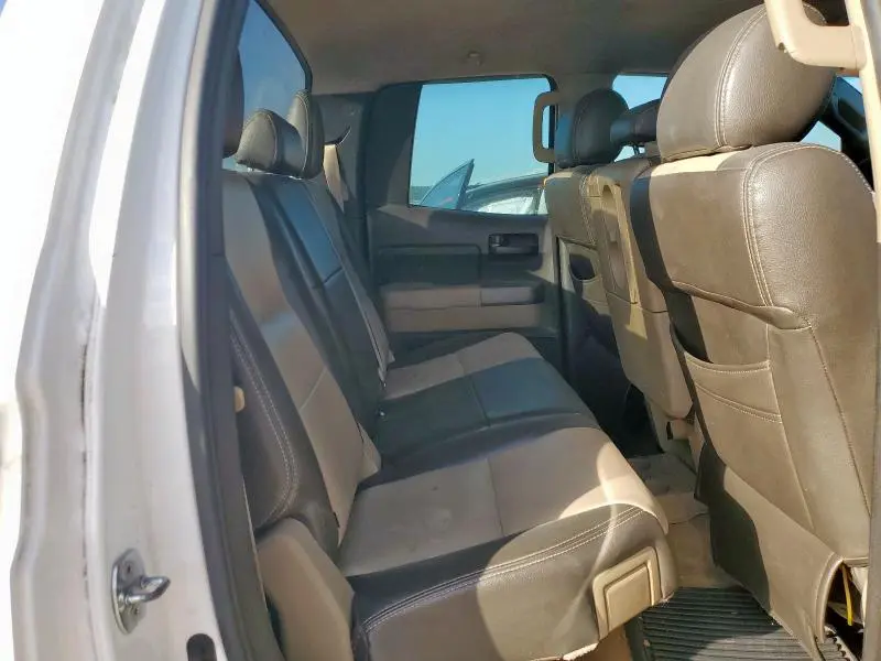 2011 TOYOTA TUNDRA DOUBLE CAB SR5  