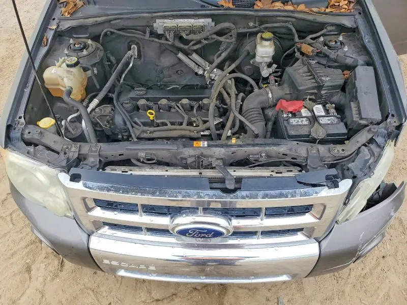 2011 FORD ESCAPE LIMITED  