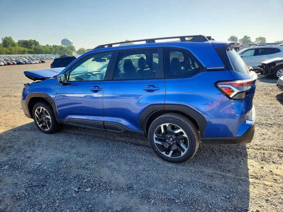 2025 SUBARU FORESTER LIMITED  