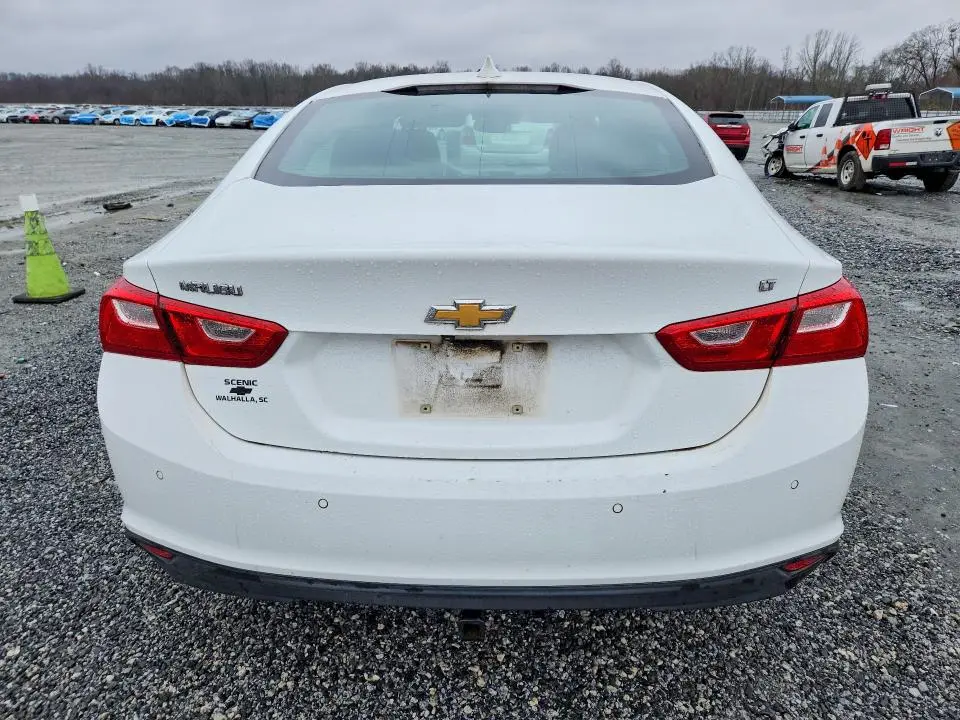 2017 CHEVROLET MALIBU LT  