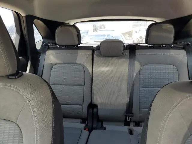 2022 FORD ESCAPE S  