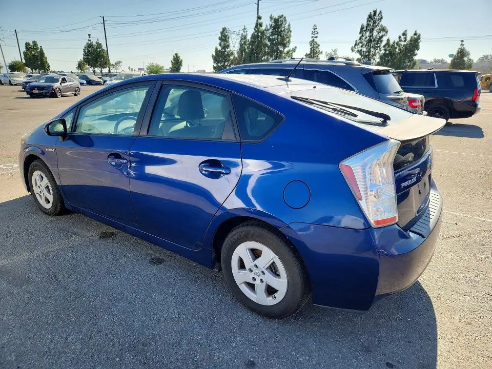 2011 TOYOTA PRIUS TWO  
