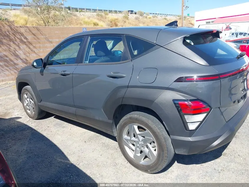 2024 HYUNDAI KONA SE